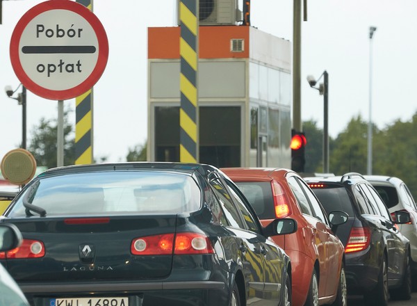 Jak na płatnej autostradzie zapłacić mniej albo nie płacić wcale?