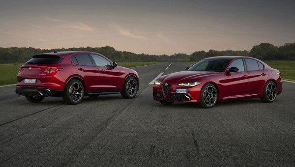 Alfa Romeo Giulia i Stelvio Performance