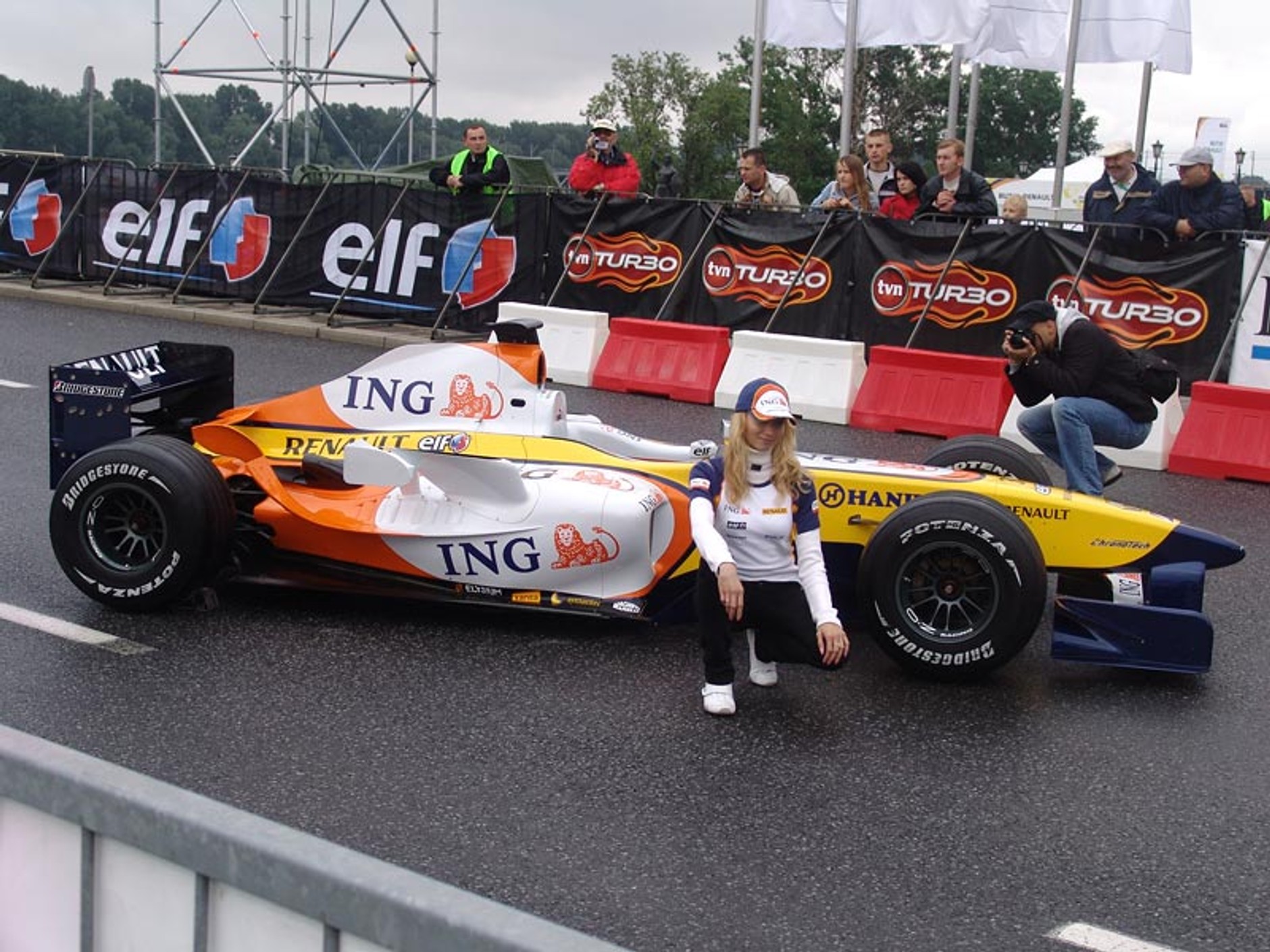 Renault: święto Formuły 1 w Warszawie (fotogaleria)