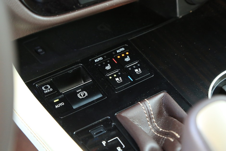 Lexus 450h