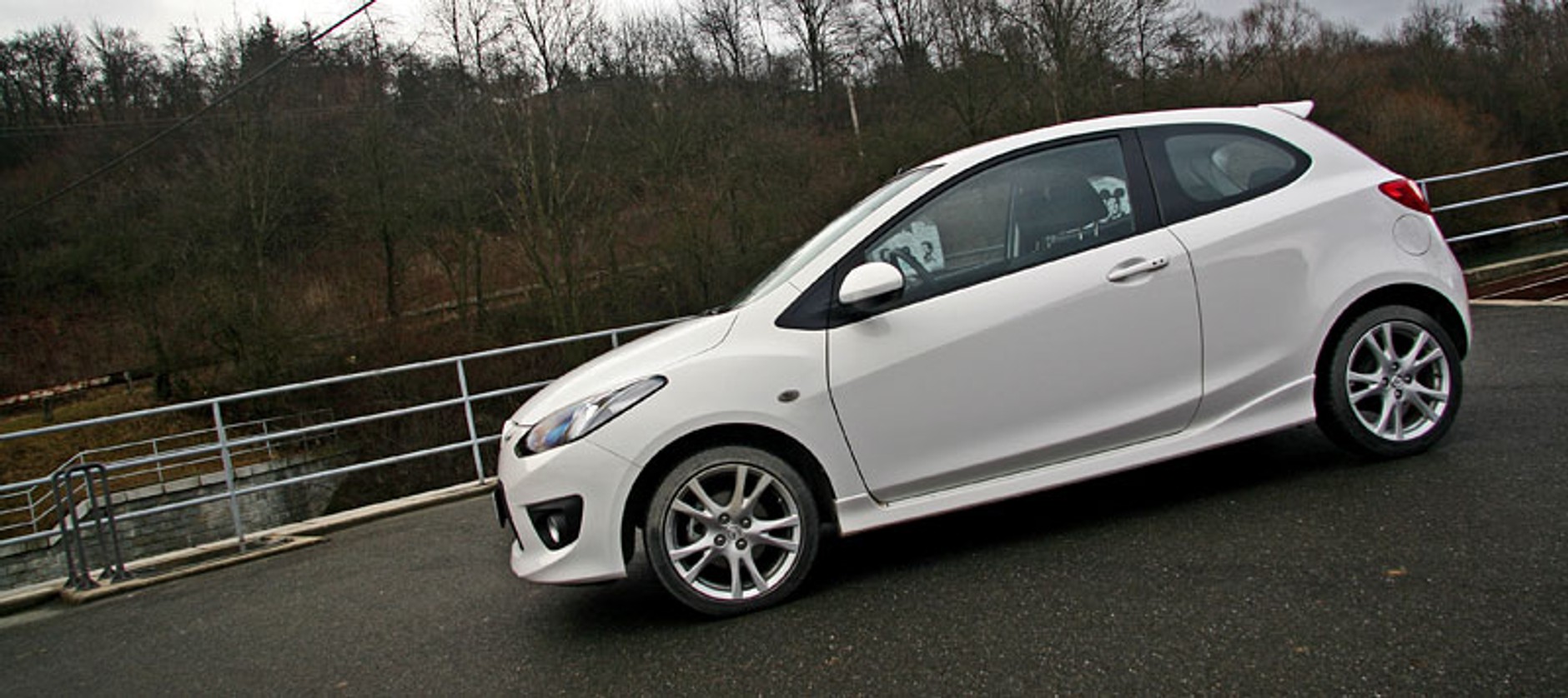 Mazda2 1,5 MZR (76 kW) Sport - japońska zabawka