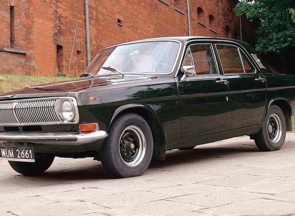 GAZ-24 Wołga - z Archiwum Auto Świata