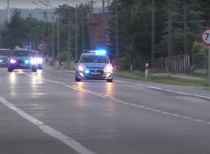 Szaleńczy przejazd kolumny SOP z prezydentem: polska jazda w „moskiewskim” stylu