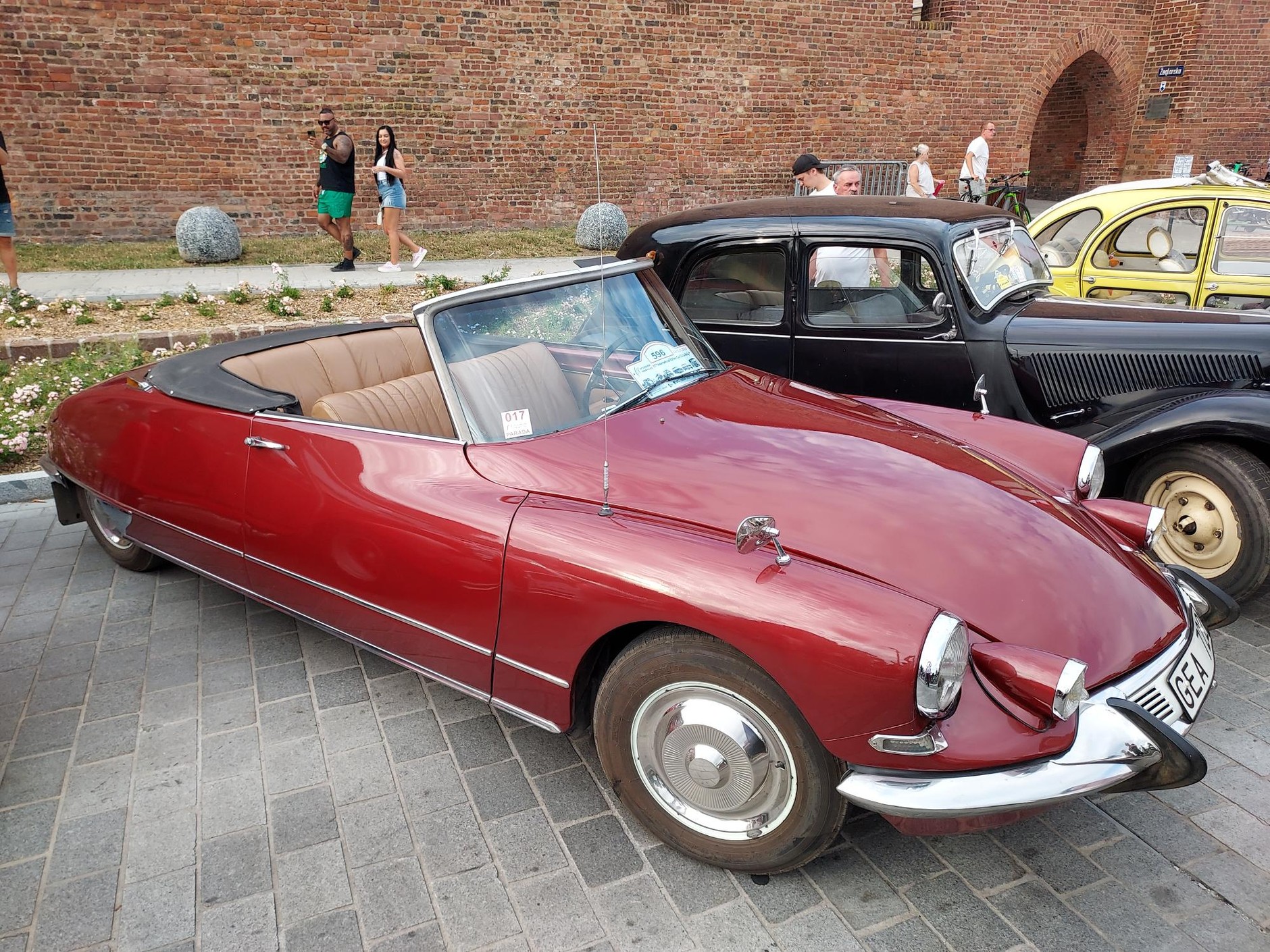 Zlot Citroenów w Toruniu