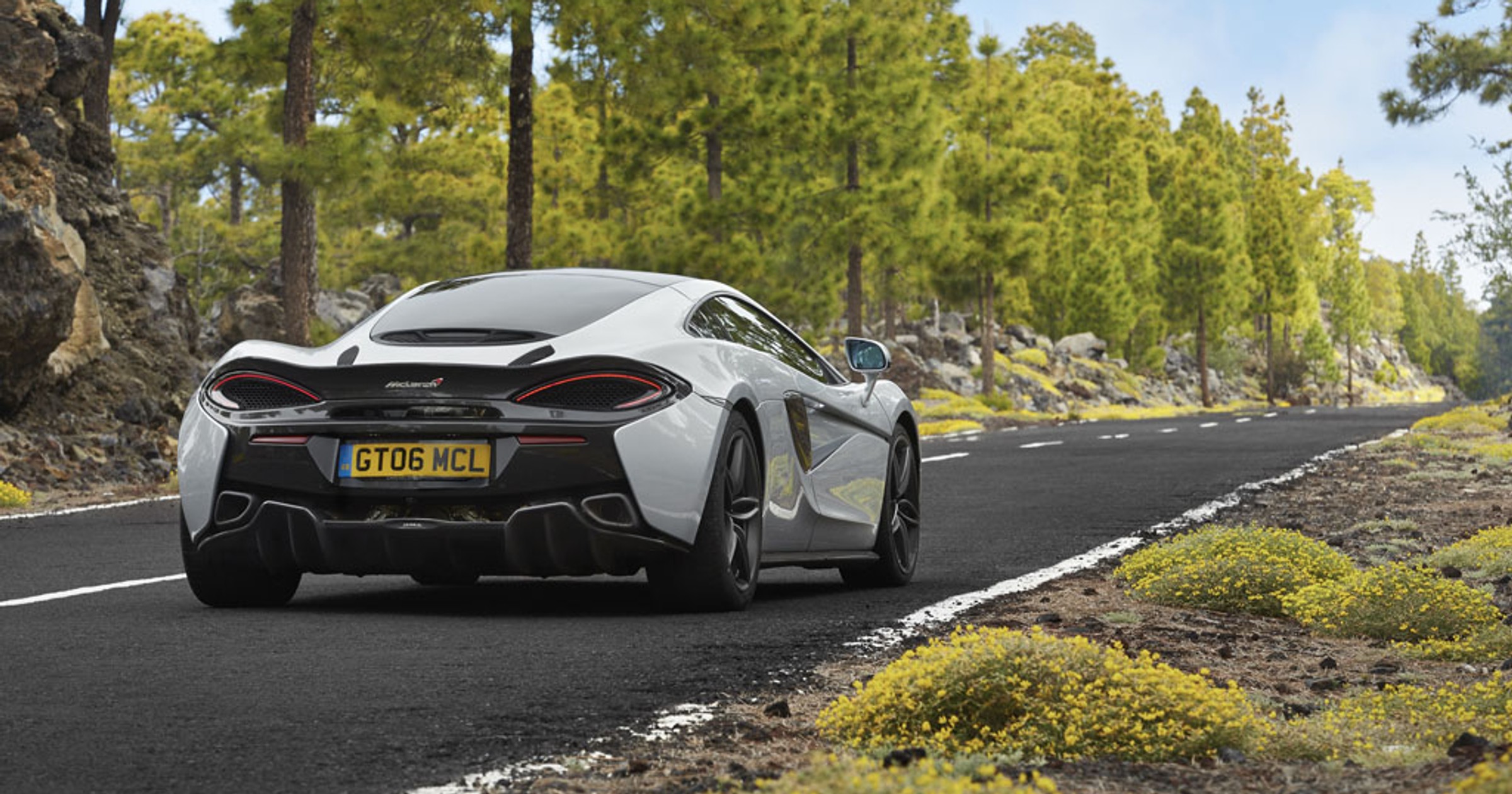 McLaren 570GT