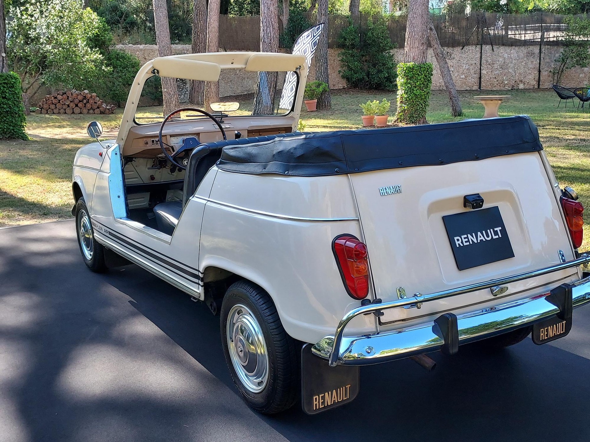 Renault 4 E-Tech Plein Sud
