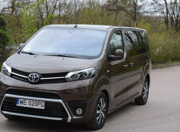Toyota Proace Verso – samochód dużej rodziny | Test długodystansowy (cz. 1)