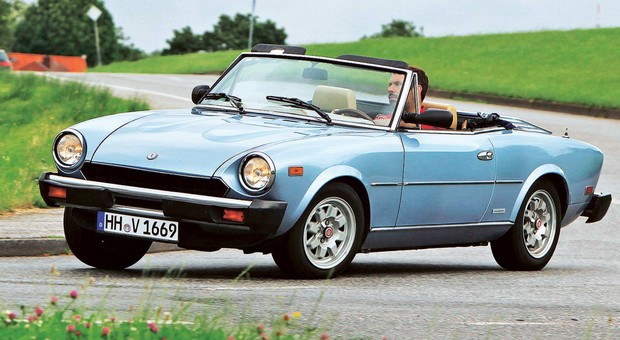 Fiat 124 Spider - im młodszy, tym lepszy