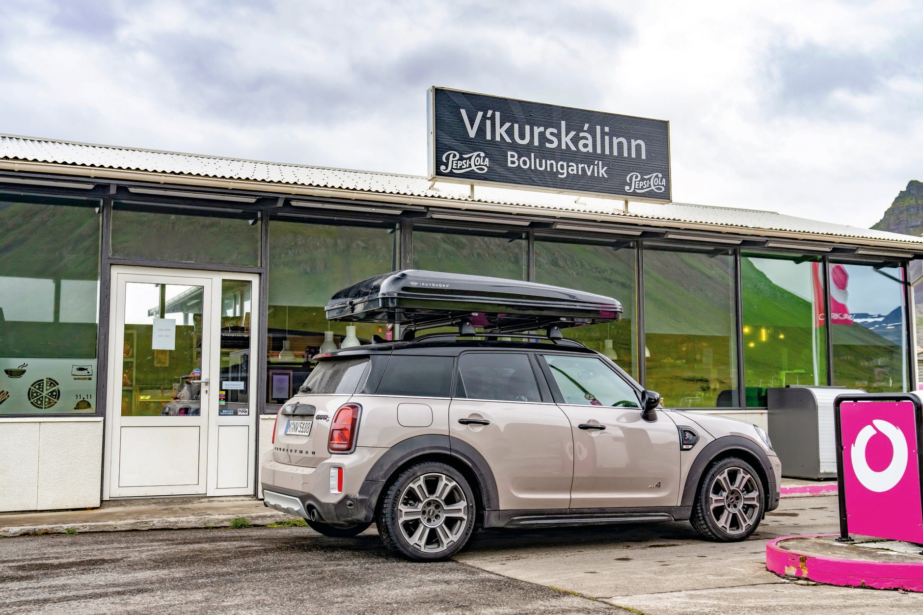 MINI Countryman na Islandii (2021)