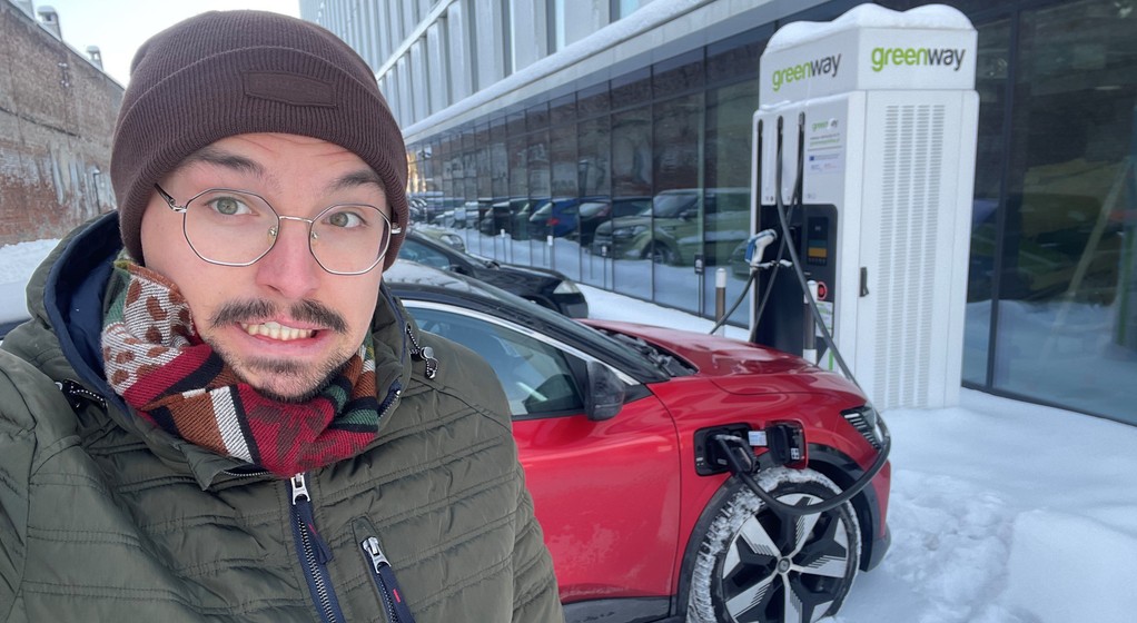 Jechałem rozładowanym "elektrykiem". Mróz ukradł mi prąd