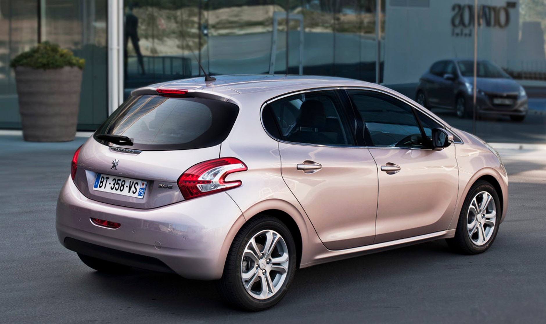 Sprawdziliśmy jak jeździ Peugeot 208