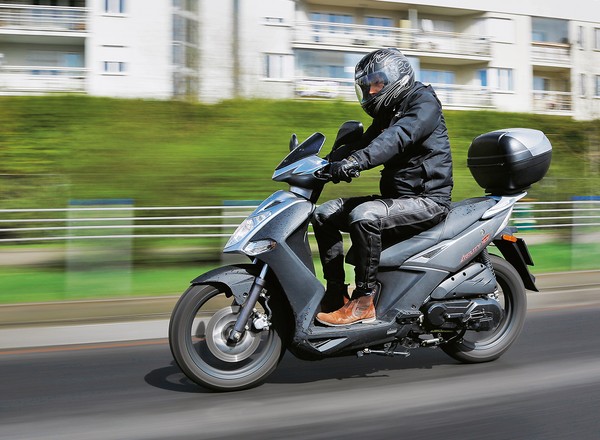 Pierwsze kroki na "125-ce" Kymco Agility City