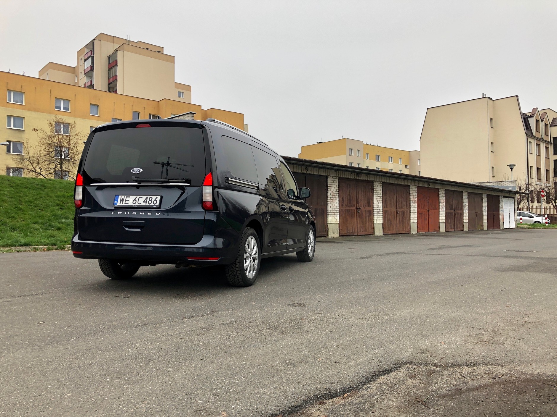 Ford Grand Tourneo Connect 1.5 Ecoboost Titanium