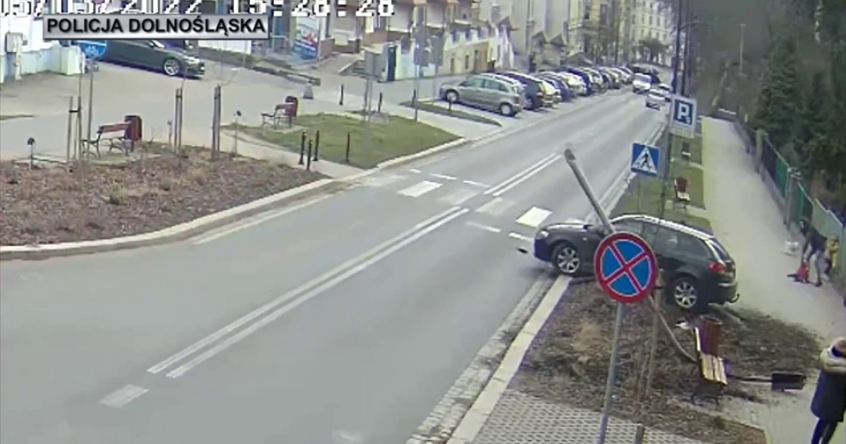 Jeden ściął latarnię, drugi probował ją rozkraść