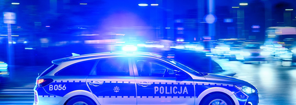 Ratownicy do policjantów: tak nie pomagajcie! Apel o koniec policyjnych eskort do szpitali