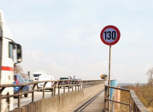 Niemcy chcą jeździć po autostradach wolniej niż Polacy. Szok to mało powiedziane