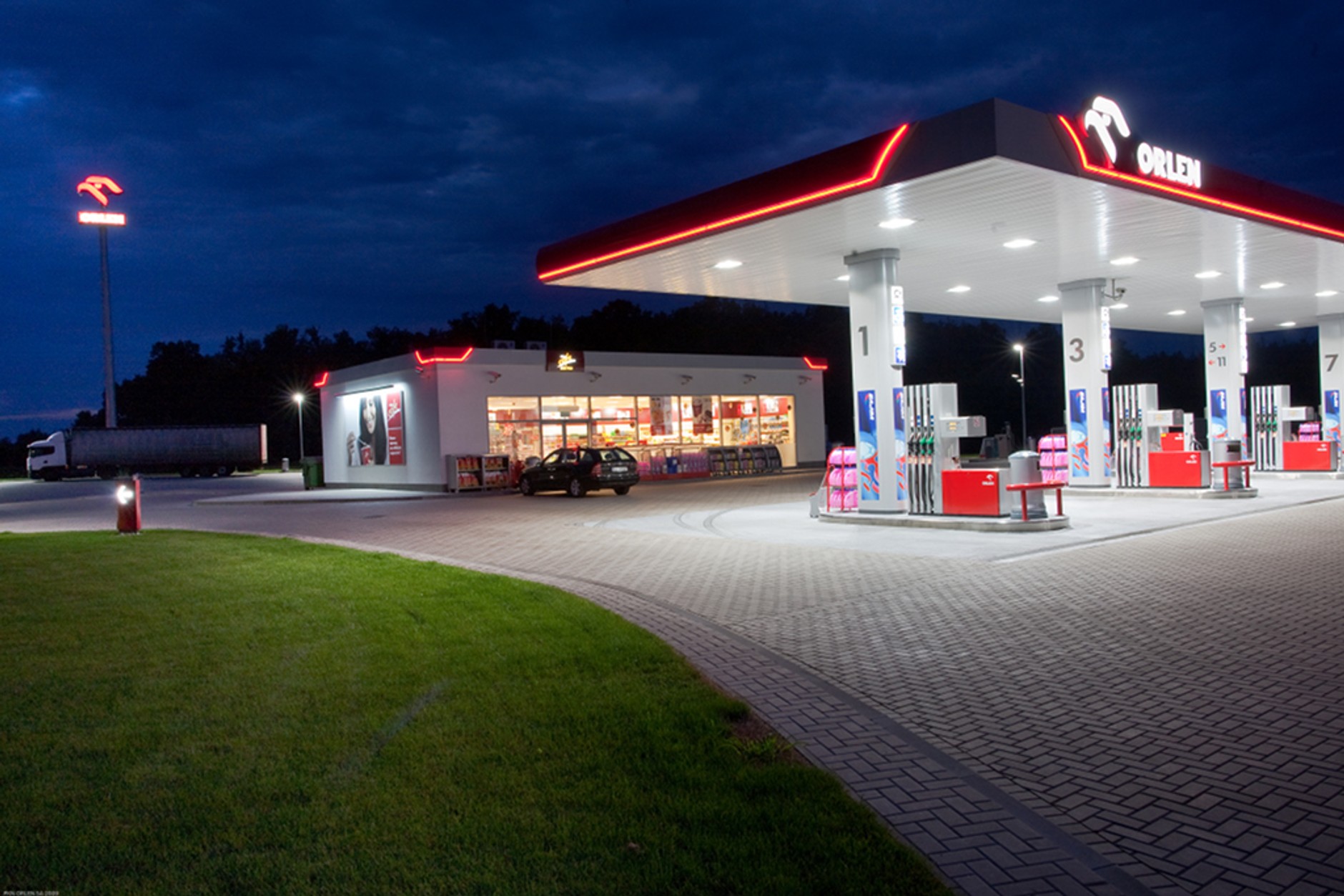 Weekendowe promocje na stacjach Orlenu