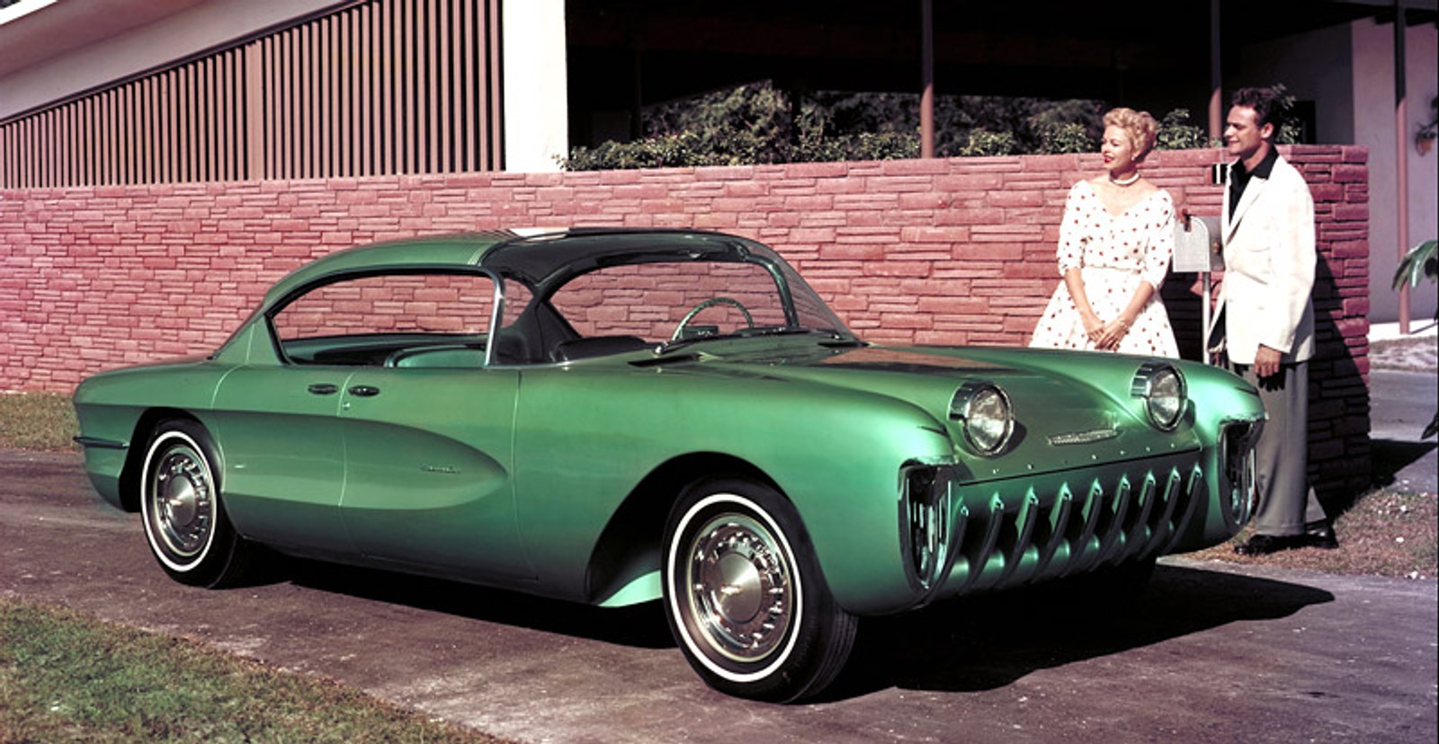 GM zaprezentuje w Pebble Beach samochody z wystawy Motorama (fotogaleria)