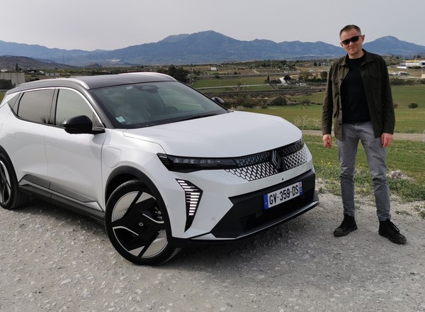 Jeździłem samochodem roku – kompaktowym SUV-em, który robi świetne wrażenie. Jak jeździ Renault Scenic?