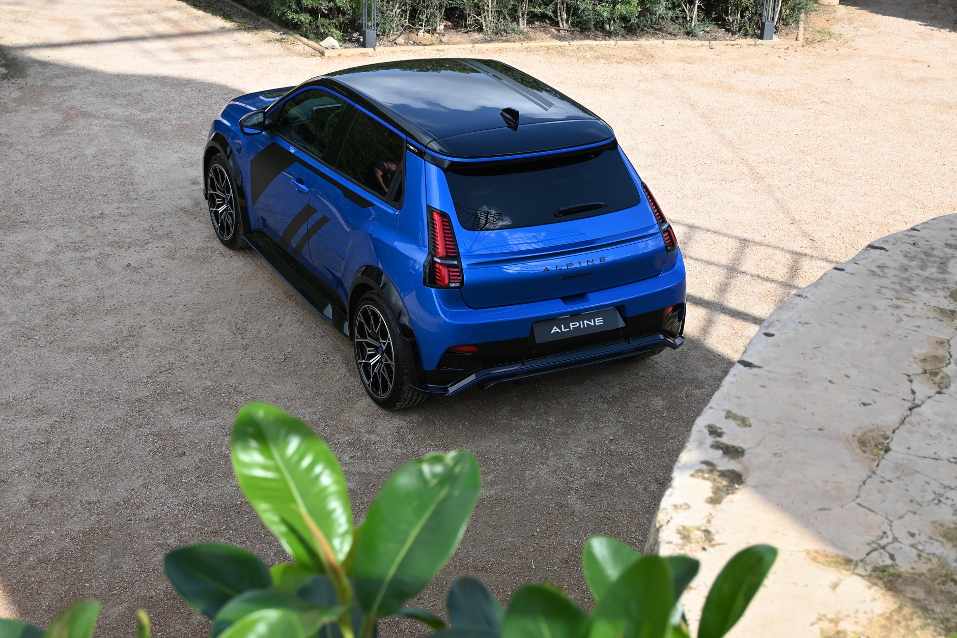 Alpine A290