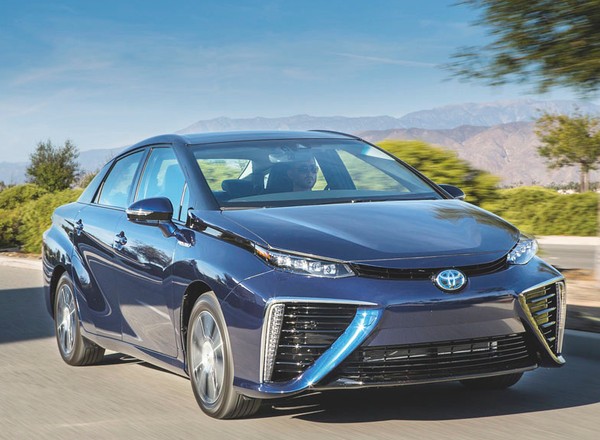 Toyota Mirai - Auto na wodór jest już gotowe!