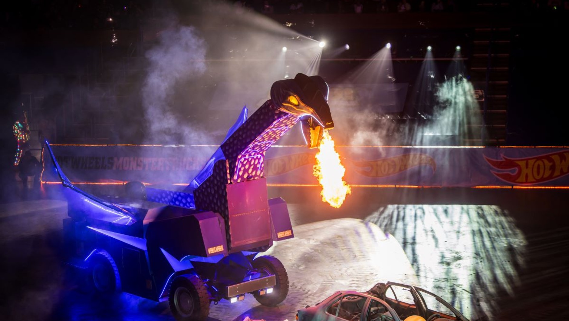 Hot Wheels Monster Trucks Live™ Glow Party™