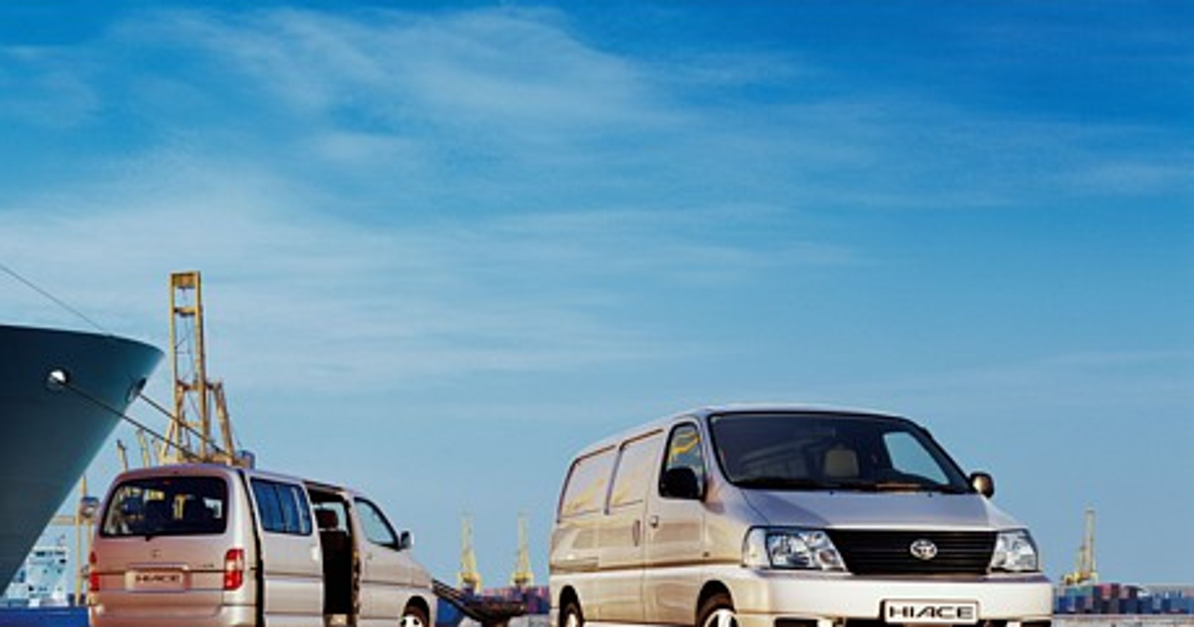 Lifting Toyoty Hiace