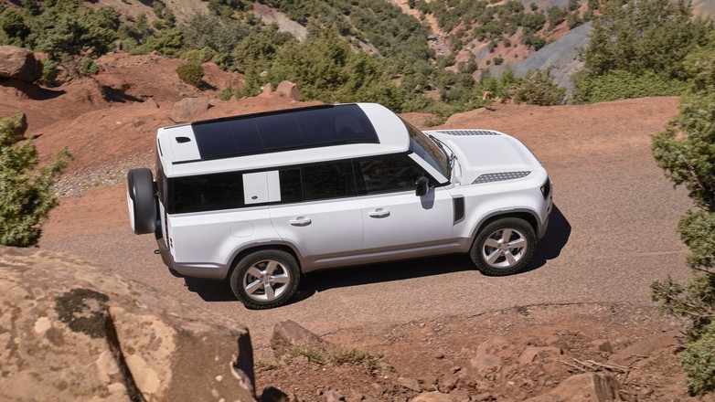 Land Rover Defender 130