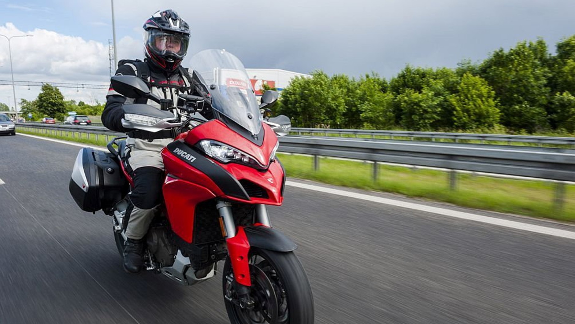 Ducati Multistrada 1200 i autostrada