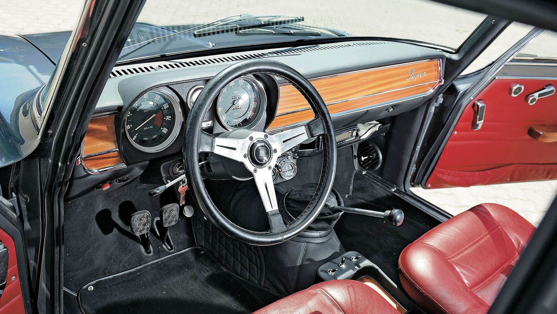 Alfa Romeo Giulia Super