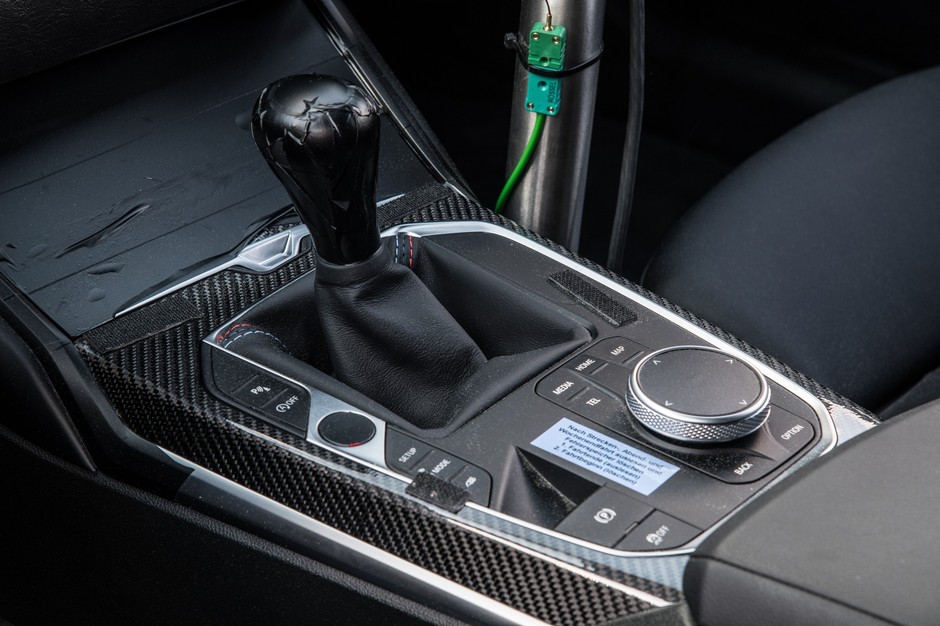 Fani "manualów" nie będą rozczarowani nowym BMW M2