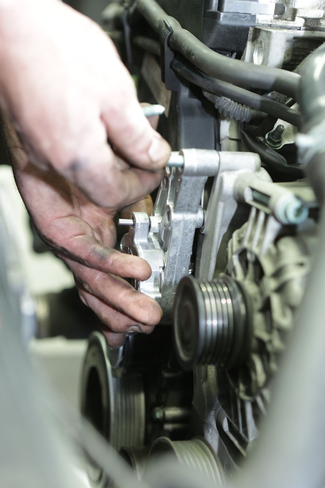 Wymiana paska rozrządu w Audi A4 1.8T (B6) krok po kroku