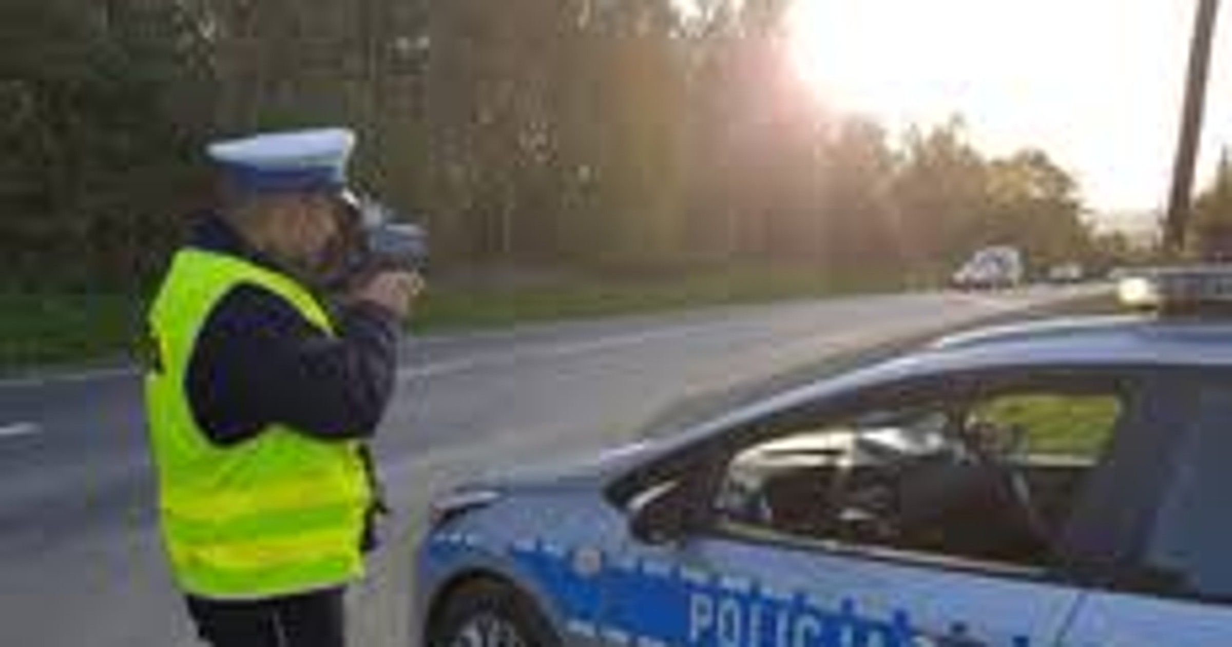 Obraz pochodzący z serwisu https://klodzko.policja.gov.pl/dkl/aktualnosci/bieza/121484,27-LETNI-KIERUJACY-STRACIL-PRAWO-JAZDY-ZA-ZBYT-SZYBKA-JAZDE.html