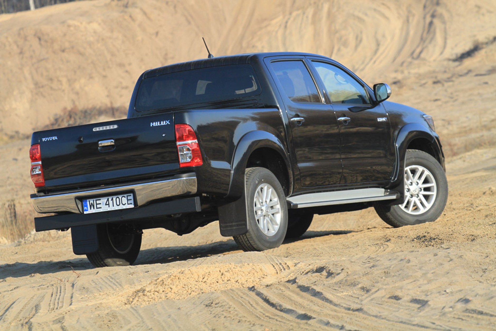 Toyota Hilux: pikap nie do zdarcia