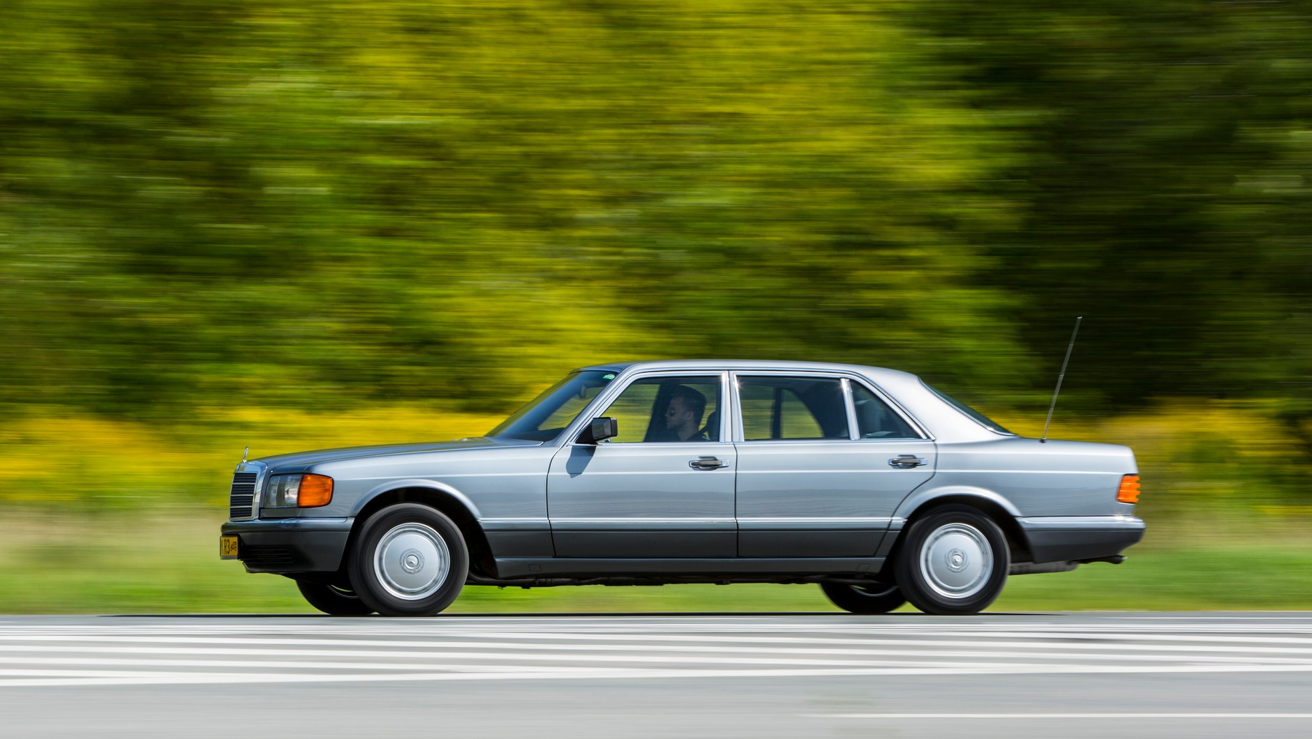 Mercedes 420 SEL W126