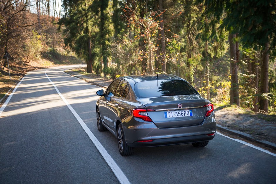 Nowy Fiat Tipo - klasyczny kompakt od Fiata za 45 tys. zł