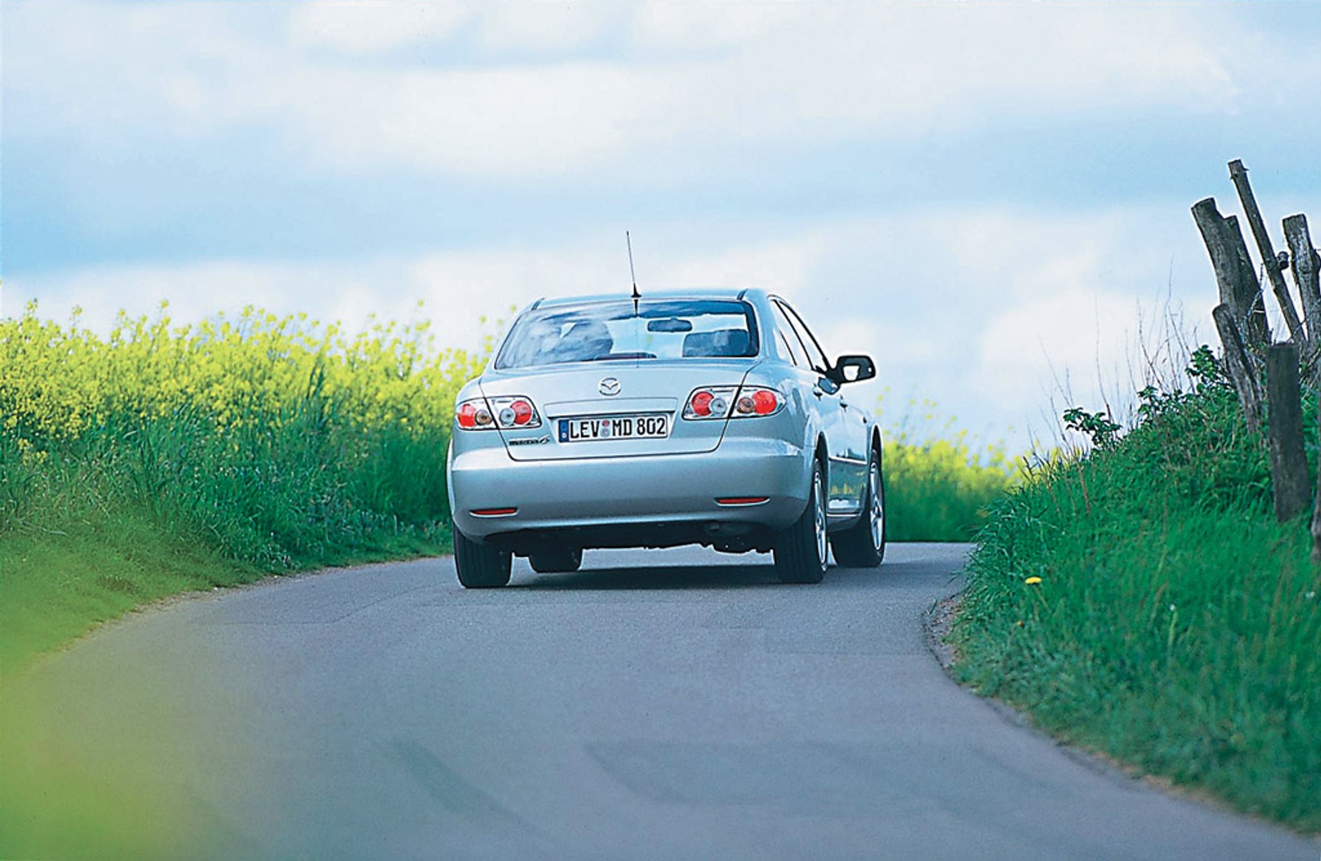 Liczmy nie tylko paliwo: Ford Mondeo II kontra Mazda 6, Opel Vectra C, Toyota Avensis II