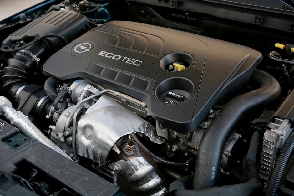 Opel Insignia 1.6 Turbo