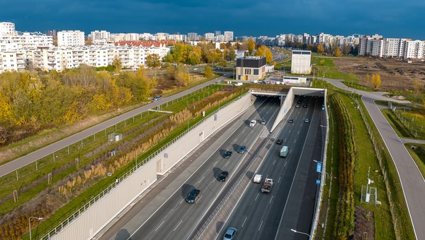 Tunel POW już od roku. Przejechało nim 23 mln pojazdów