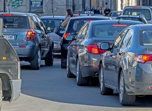 Zła informacja dla kierowców. Już w 2024 r. zapłacimy nowy podatek od samochodów
