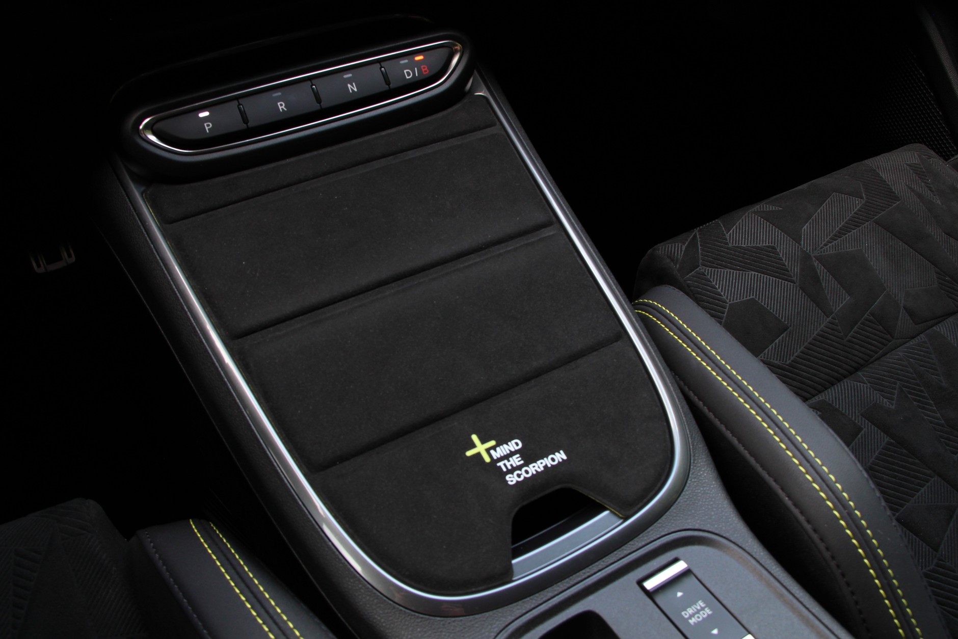 Abarth 600e Scorpionissima