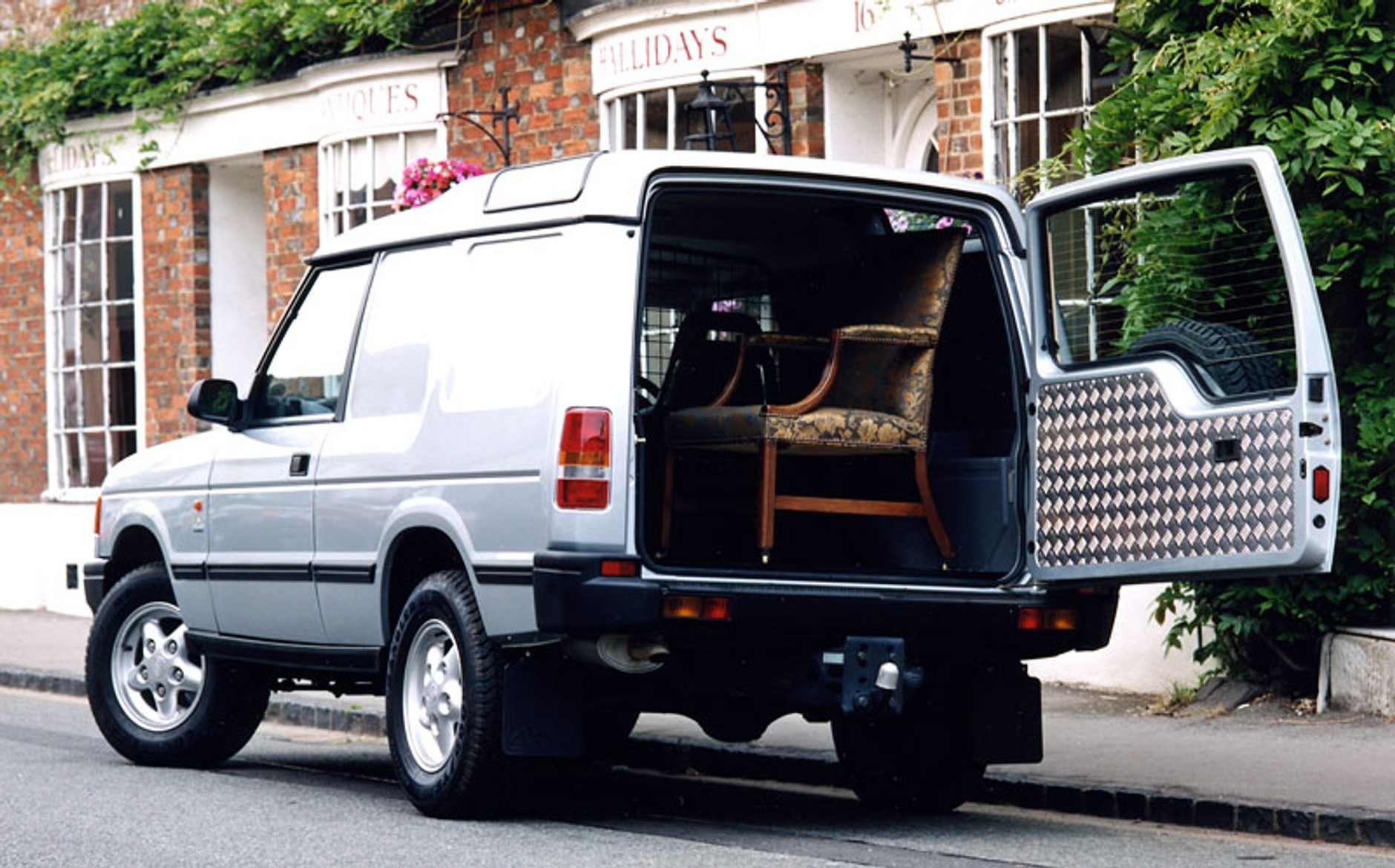 Land Rover Discovery ma 20 lat - nie do zdarcia, niepowtarzalny…