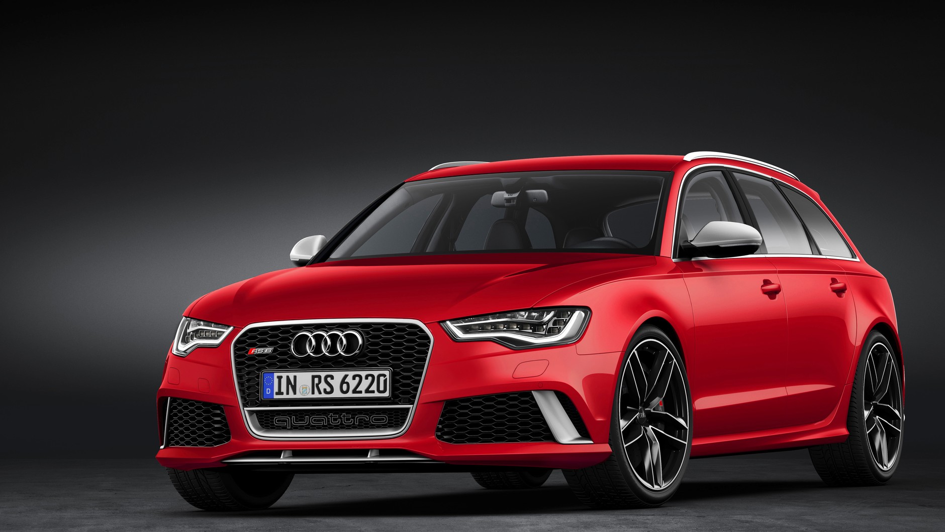 Nowe Audi RS6 Avant: z rodziną na tor