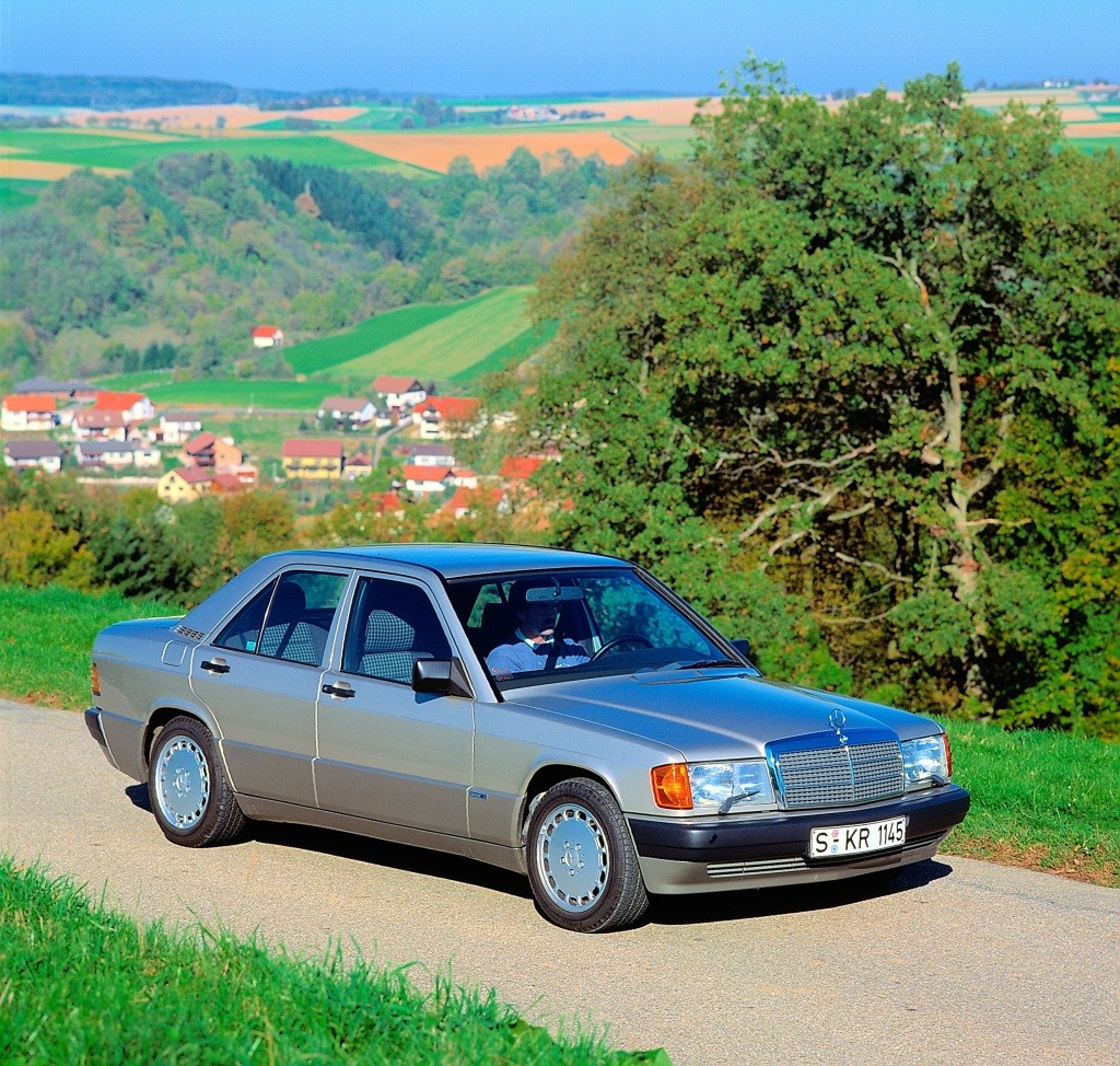 35 lat Mercedesa 190