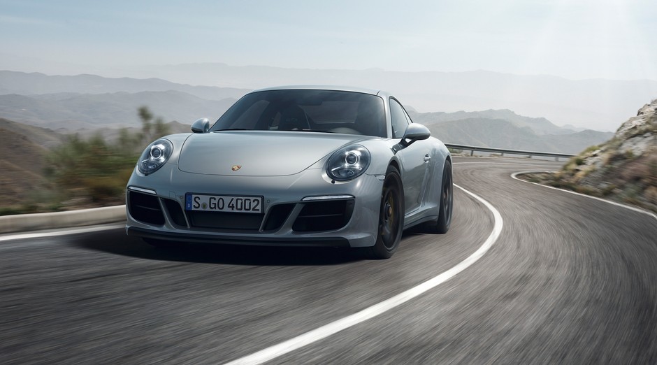Porsche 911 GTS