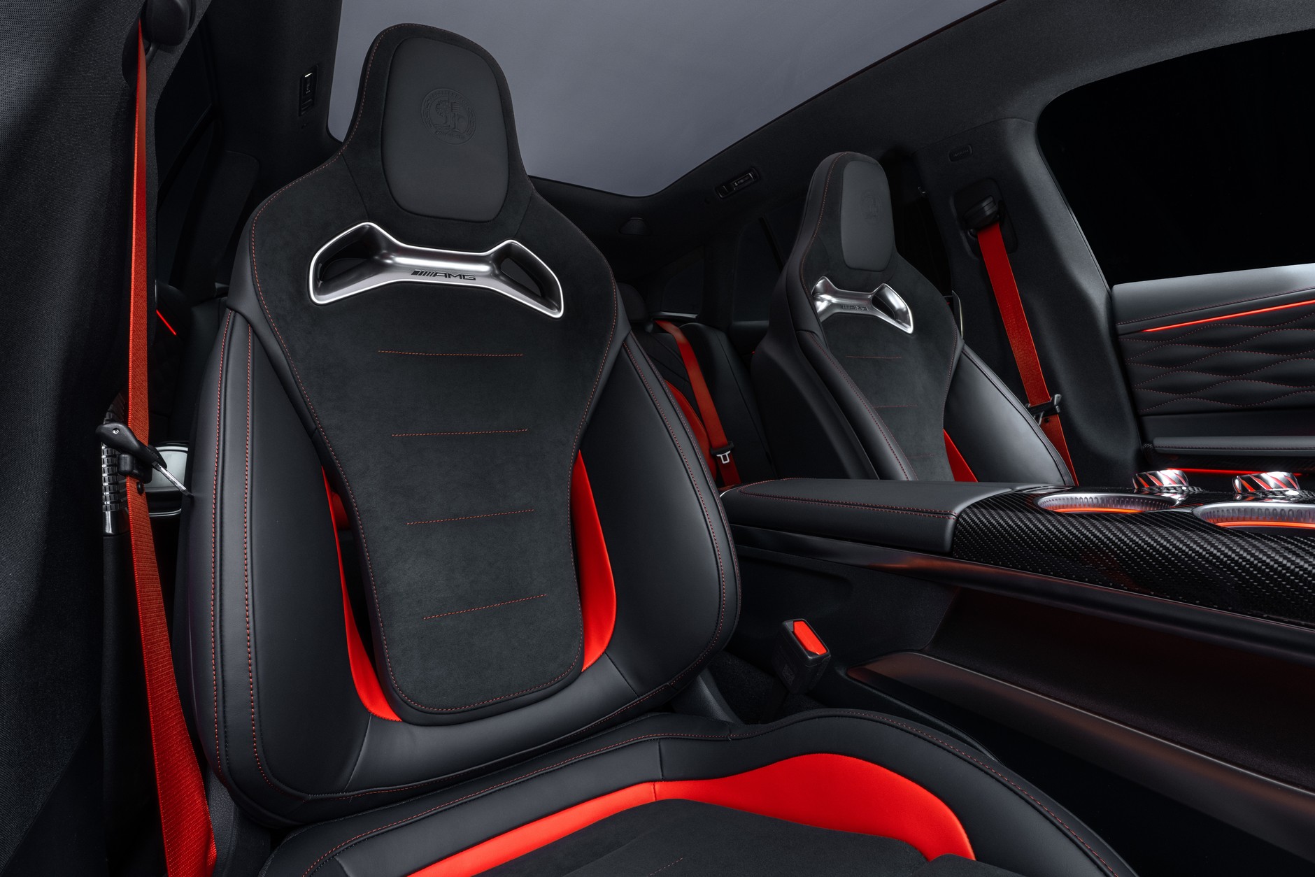 Mercedes-AMG GT SUV 2026