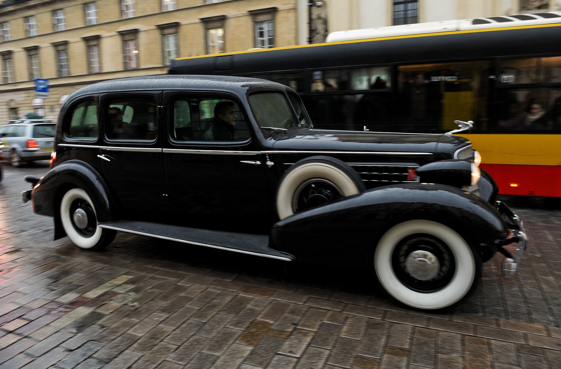 WARSZAWA CADILLAC JÓZEFA PIŁSUDSKIEGO (Cadillac 355D)