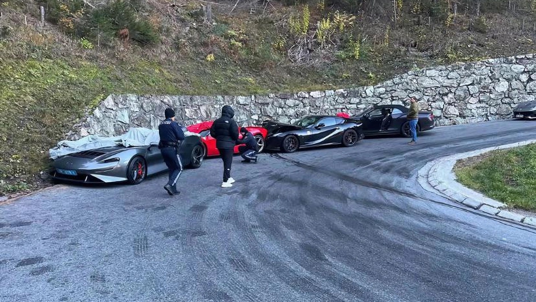 Kolizja supersamochodów w Austrii