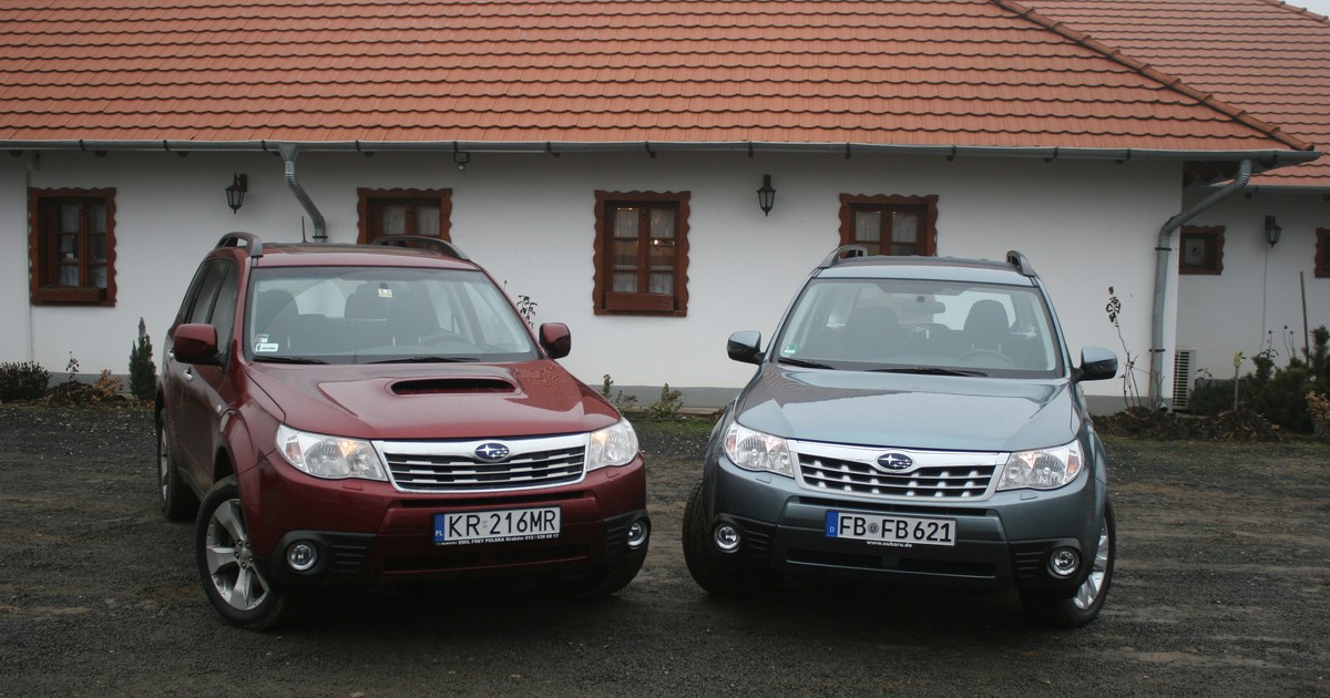 Subaru Forester 2011 (z lewej model 2010)