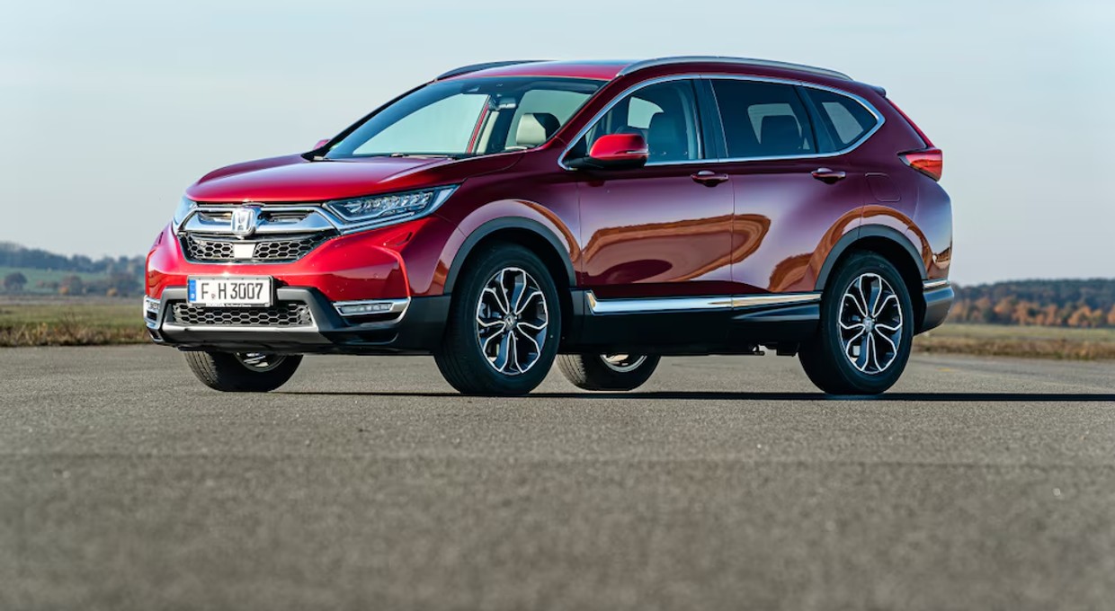 Przejechaliśmy 100 tys. km hybrydową Hondą CR-V. Dawno nie widzieliśmy tłoków i zaworów w takim stanie